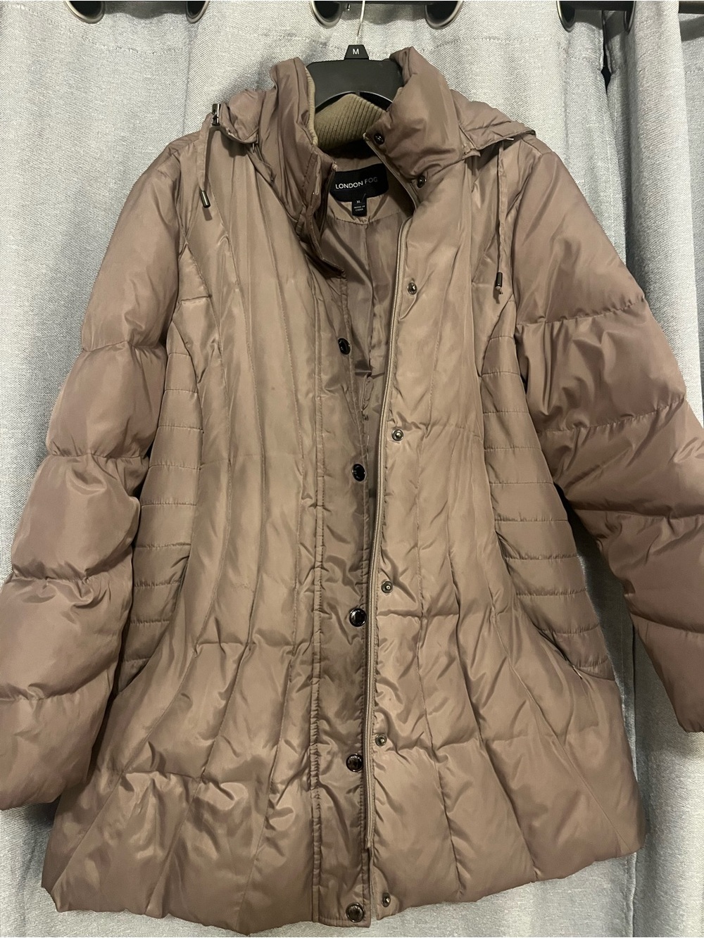 London Fog Women's Taupe Puffer Coat with Hood, XL great condition